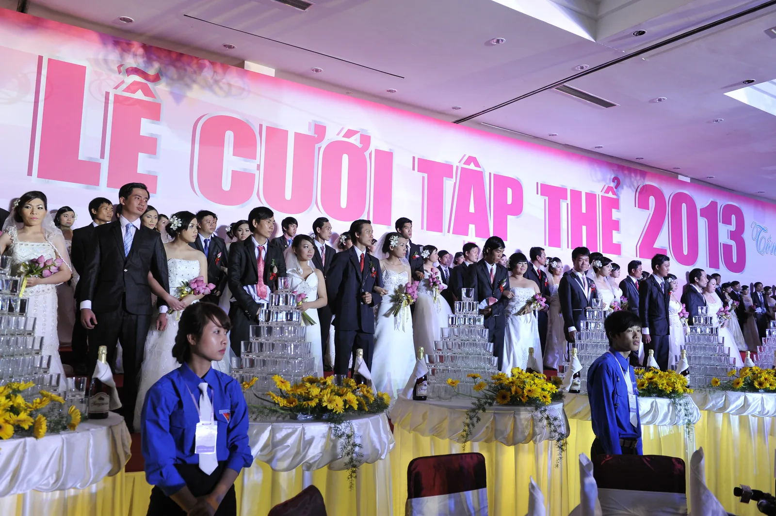 Lễ cưới tập thể năm 2013